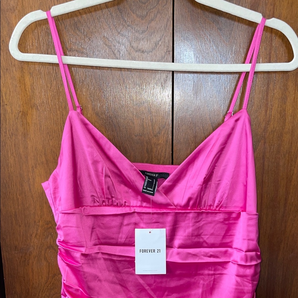 Forever 21 Fuchsia Satin Camisole - Picture 4 of 8